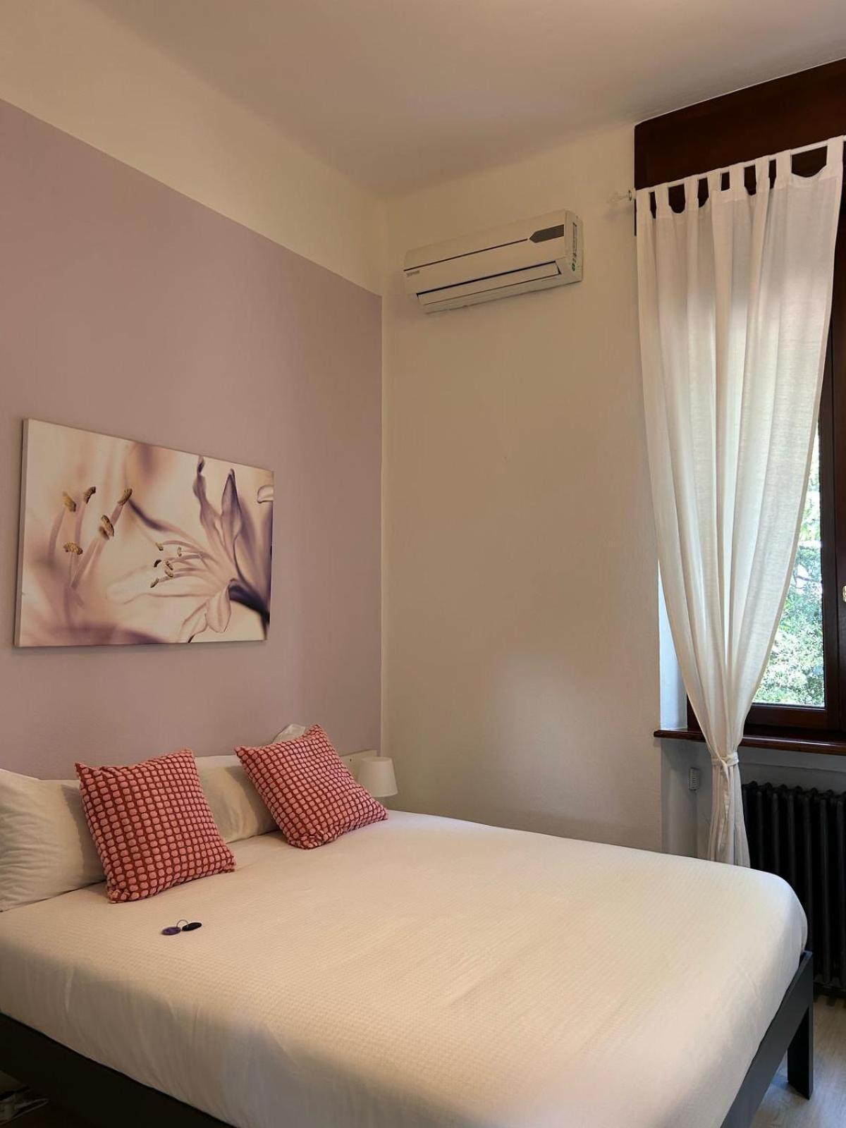 Casa Giulietta Hotel Desenzano del Garda Exterior foto