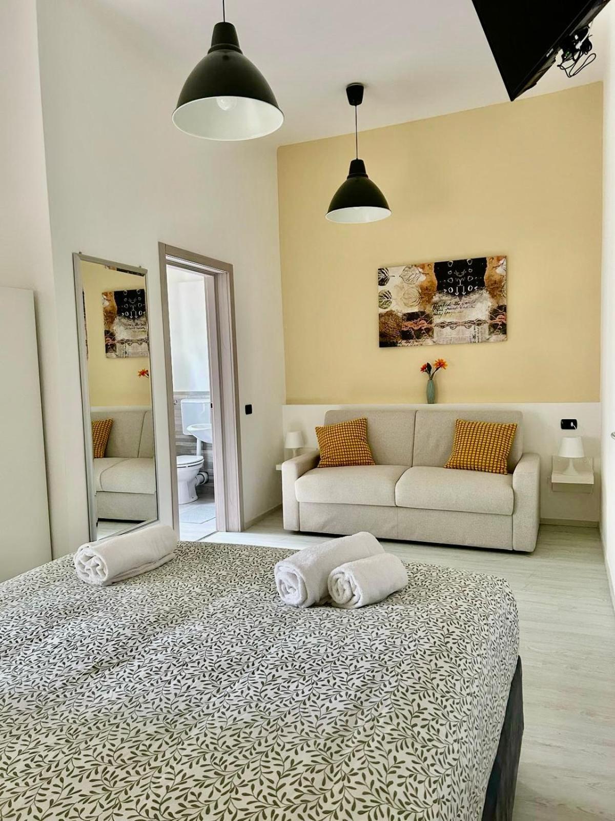 Casa Giulietta Hotel Desenzano del Garda Exterior foto
