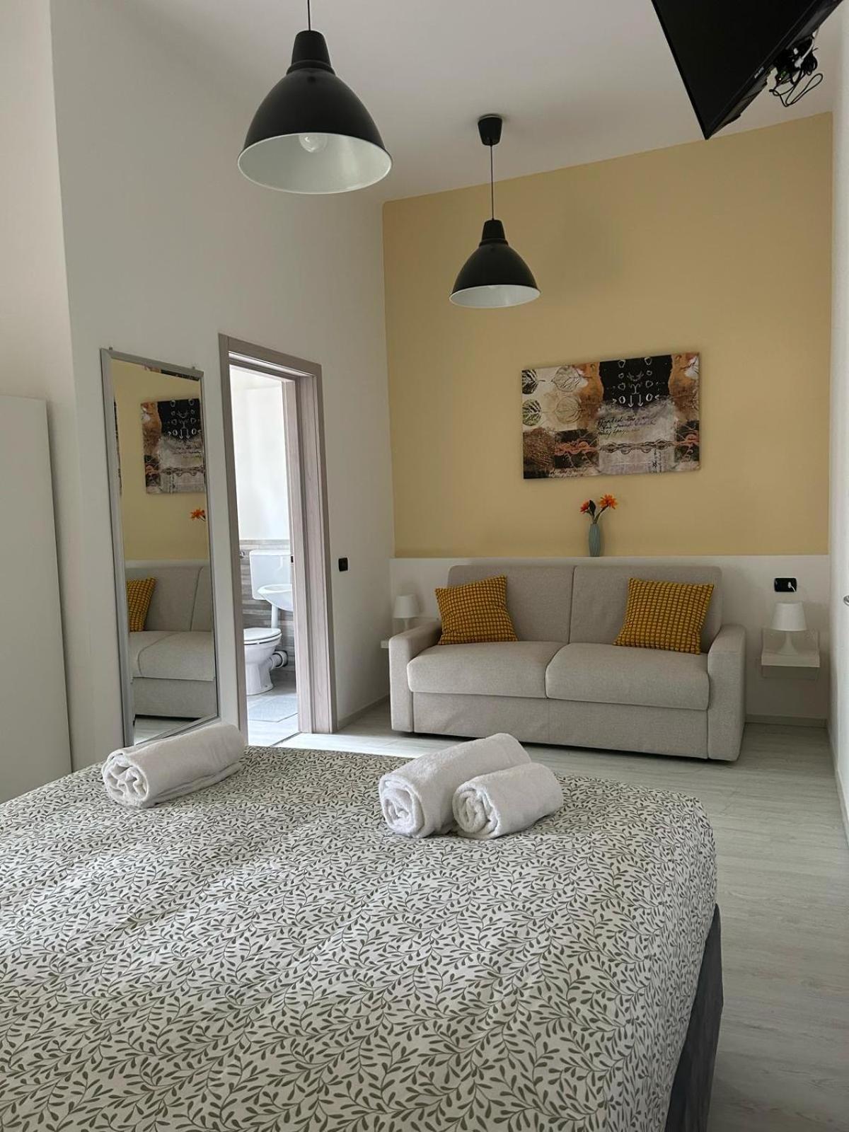 Casa Giulietta Hotel Desenzano del Garda Exterior foto