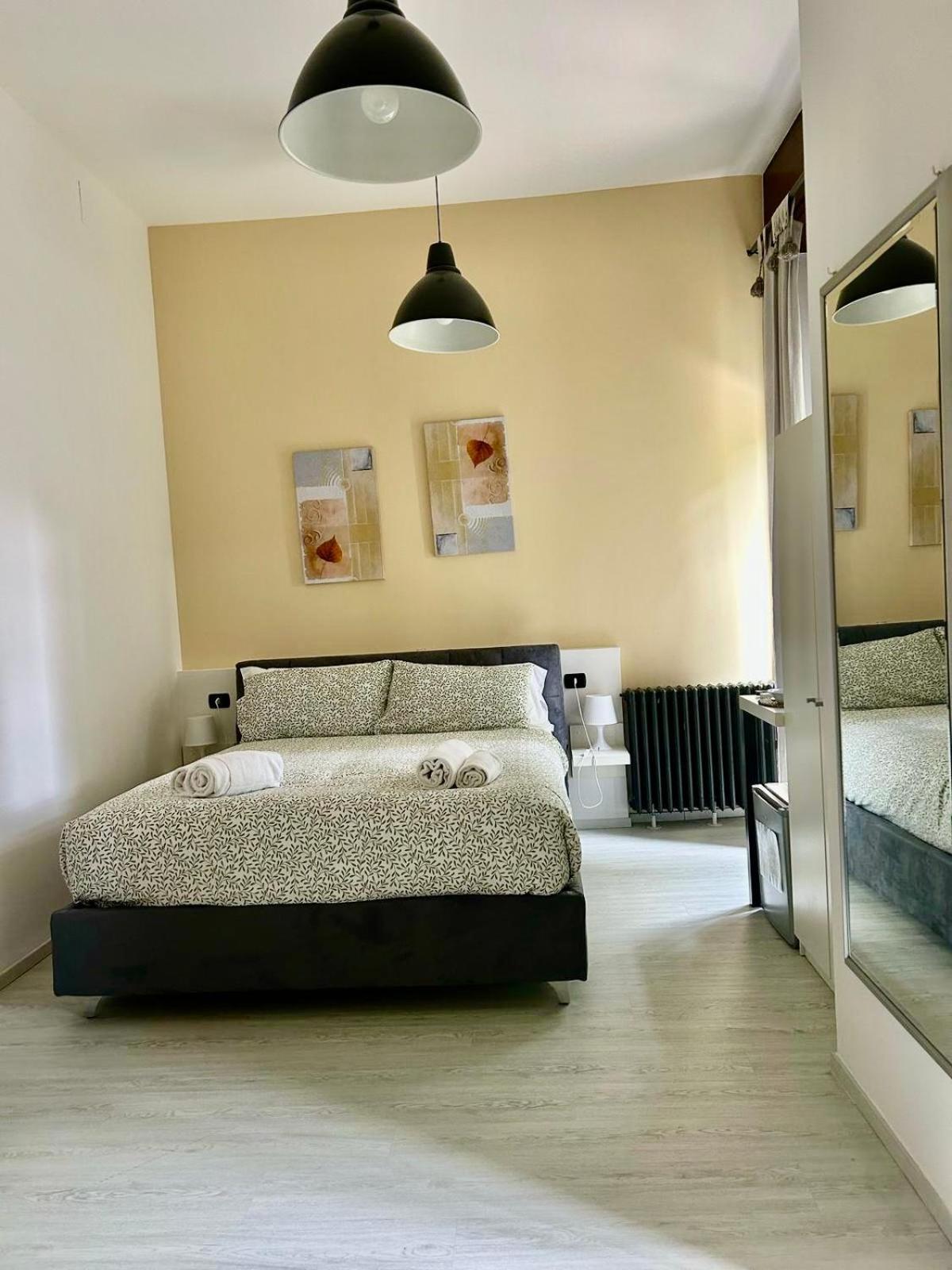 Casa Giulietta Hotel Desenzano del Garda Exterior foto